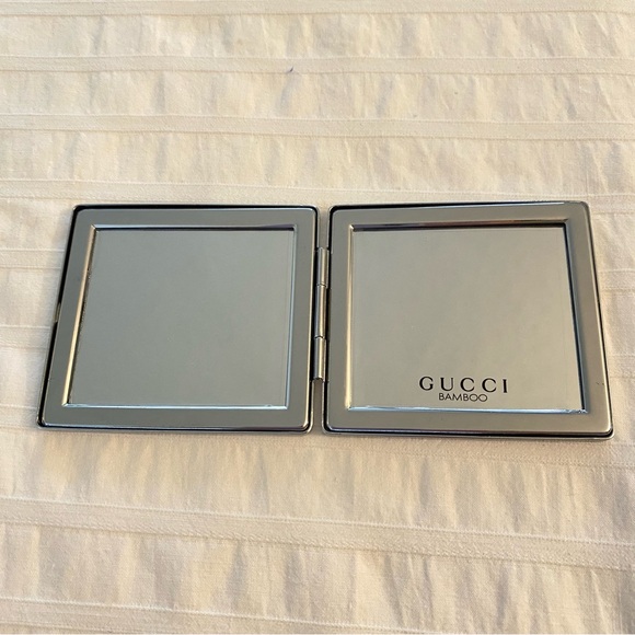 NEW GUCCI Bamboo Compact Silver Mirror Magnification - Picture 7 of 13